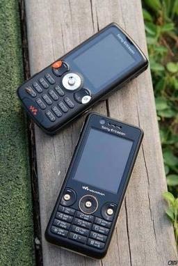 Sony Ericsson W660 vs W810